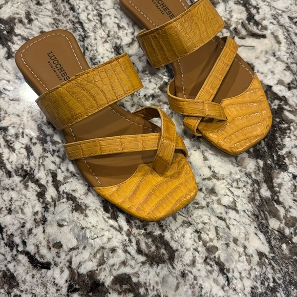 Lucchese Fiorella Butterscotch Sandals Modern Slide Design - Picture 2 of 4